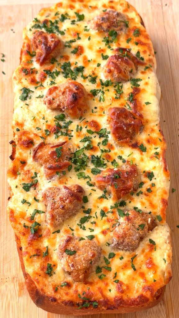 Chicken Alfredo Garlic Bread