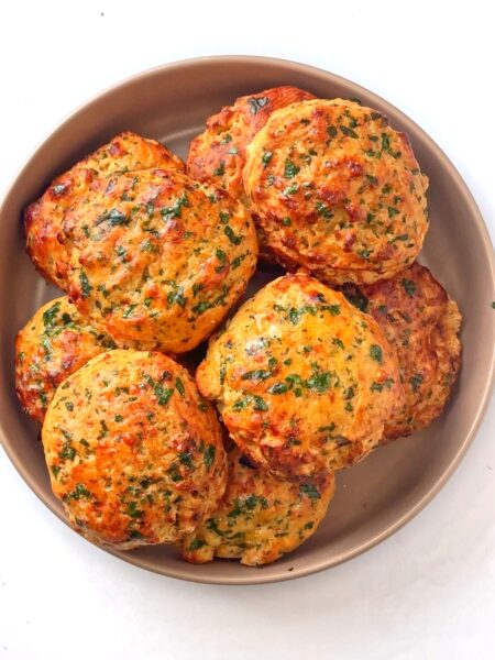 Cheddar Bay Biscuits