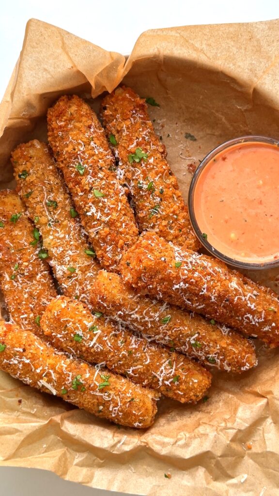 Crispy Mozzarella Sticks